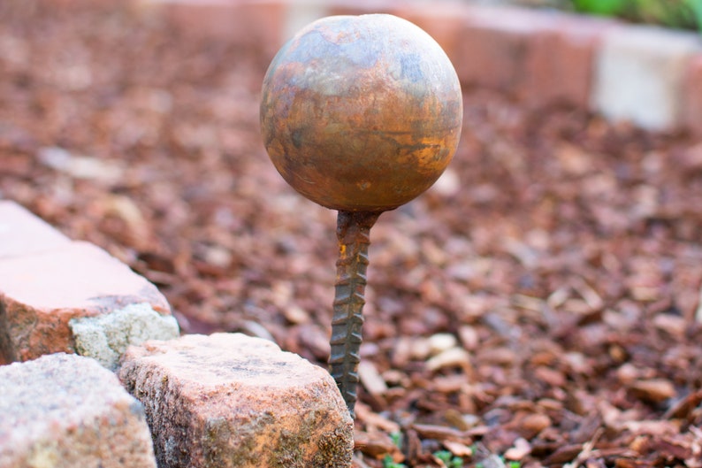 Garden Hose Stake Guides Set of 4 with Spiked Rebar Stakes 3in Diameter Steel Gazing Balls Rusted Patina Finish image 5