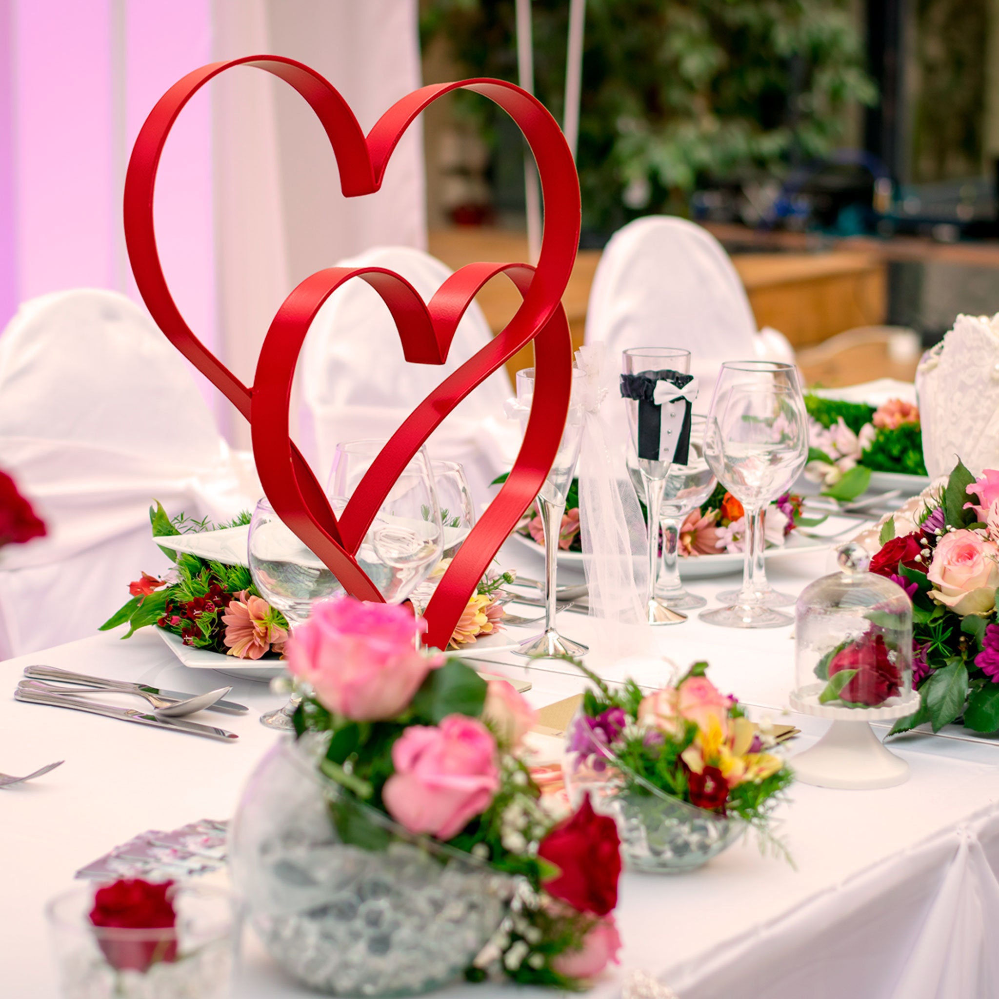 Centre de table double cœur pour la Saint-Valentin avec support
