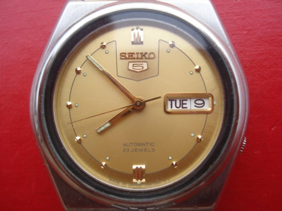 seiko 5 23 jewels automatic
