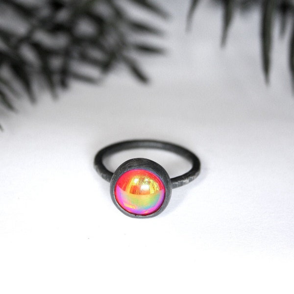 Planet Venus Ring - Iridescent Pink Glass Ring - Witchy Ring - 1960s Mirror Ring - Psychedelic Vintage Glass Stone - Outer Space Jewelry