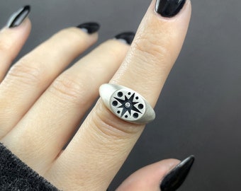 Star Signet Ring -  Atomic Starburst Jewelry - Vintage Inspired Sterling Silver Ring - Cosmic Space Witch Jewelry - Mid Century Kitsch Style