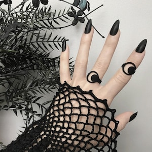 Matt Schwarzer Mond Ring - Eclipse Ring - Mondstein Schmuck - Hexen Schmuck - Hexen Schmuck - Space Witch Schmuck - Dunkle Astronomie Ring