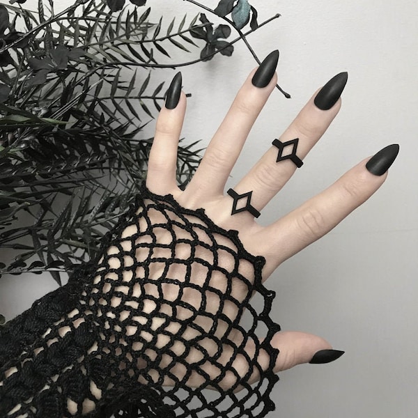 Geometric Black Diamond Ring - Diamond Outline Ring - Geometry Jewelry - Atomic Jewelry - Minimalist Ring - Mid Century Modern - Witchy Ring