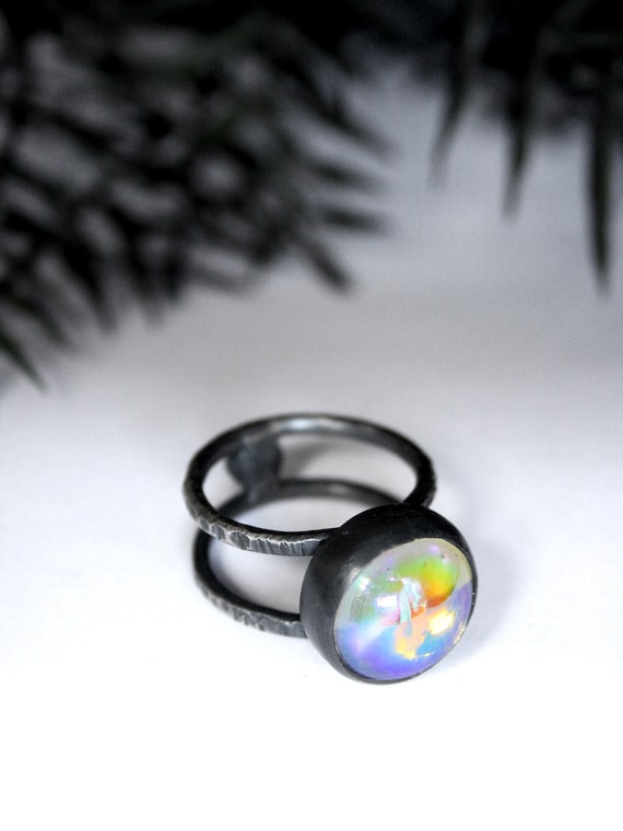 Vintage crystal shop ball ring