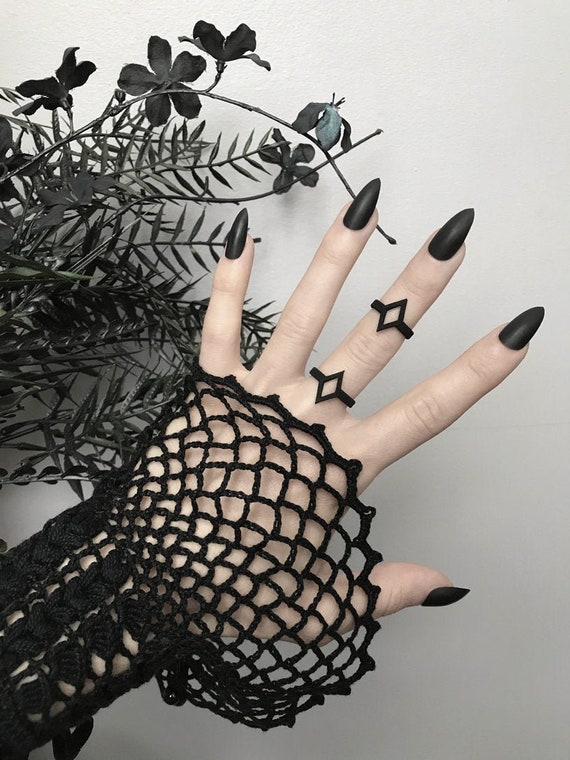 Geometric Black Diamond Ring - Diamond Outline Ring - Geometry Jewelry - Atomic Jewelry - Minimalist Ring - Mid Century Modern - Witchy Ring