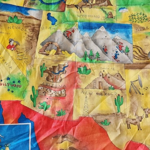 Panel de tela de algodón con mapa educativo y divertido de Estados Unidos, con capitales y símbolos, Fabric Traditions 2001, recurso didáctico para profesores de educación en el hogar. imagen 5