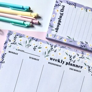 Daisy Floral Weekly Planner e Shopping List Set - A4 & DL Blocchi note in carta riciclata - Lilac Purple Back to Work School Stationery