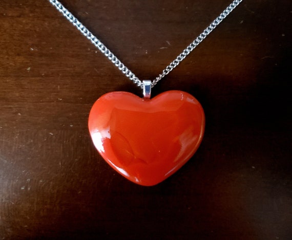 Red Heart Necklace Glass Light Red Heart Pendant Heart Jewelry for Girlfriend Heart Necklace for Wife Heart Pendant for Mom Heart Gift
