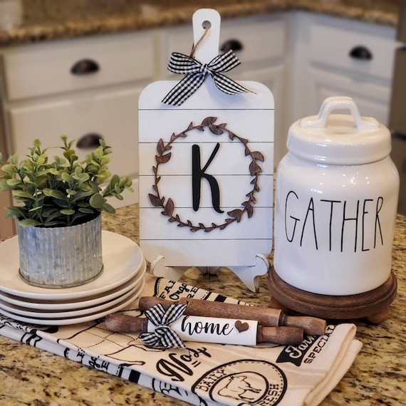 Farmhouse Wooden Cutting Board: 4 DIY Ideas - Knick of Time