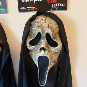 Scream 6 Aged Collectors Mask Ghost Face Killer by Funworld