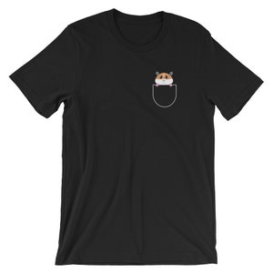 Simpatico criceto in Faux Pocket Unisex T-Shirt, tshirt criceto, divertente camicia criceto, camicia amante criceto, Regalo, Criceto Mamma Camicia Criceto Papà Tee