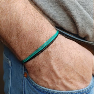 Adjustable Waterproof Surfer Bracelet, Minimalist String Bracelet, Men or Women, Simple Cord Bracelet, Unisex Thin Rope Bracelet, Men&#39;s Gift