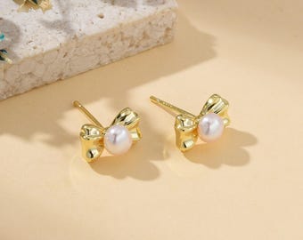 Gold Plated Freshwater Pearl Bow Stud Earrings, Gold Tone Dainty Real Pearl Earrings for Girls Women, Cute Minimalist Jewelry Gift, ER375