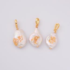 Ciondolo con perla barocca riempita d'oro e scaglie d'oro, ciondolo con perla d'acqua dolce irregolare per gioielli fai da te, creazione di collane, regalo per lei, CP2240