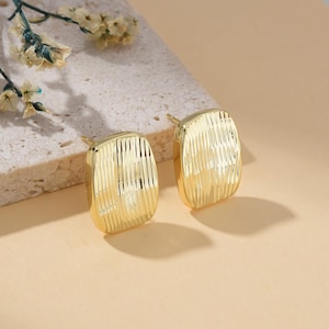 Gold Plated Textured Rectangle Huggie Earrings, Bold Elegant Minimalist Geometric Hoop Earrings for Women, Statement Jewelry Gift, ER350