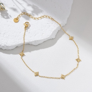 Tobillera de estrella chapada en oro, joyería celestial ajustable para el pie de mujer, tobillera minimalista y delicada, regalo ideal para el día a día, AL022