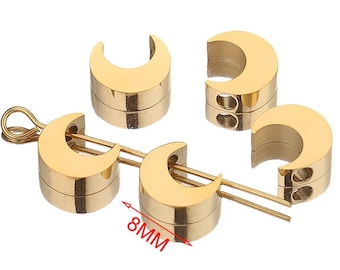 Puede incluir: Componentes de joyería dorados en forma de media luna. Los componentes tienen 8 mm de diámetro con agujeros de 1,8 mm. Los componentes están dispuestos con pasadores de conexión. Acabado metálico brillante.