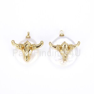Gold Bull Head Charm, 18K Gold Freshwater Pearl Bull Head Skull Charm Pendant, Bull Skull, Animal Charm,  18x17mm, CP729
