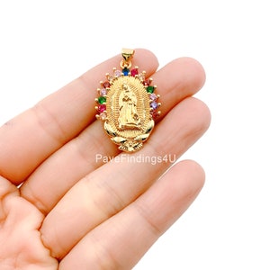Ciondolo Vergine Maria in oro 24K, ciondolo con zirconi cubici colorati, ciondolo Vergine Maria, ciondolo Vergine Maria per collana e bracciale, CP973