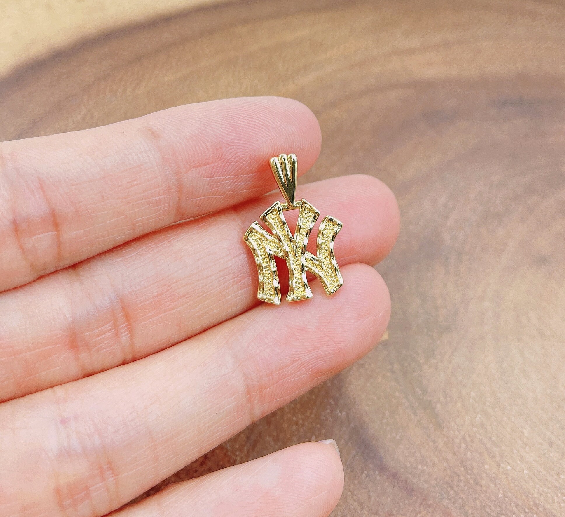 14k NY Yankees ネックレス　チャーム LogoArt-New-York-Yankees-14k-