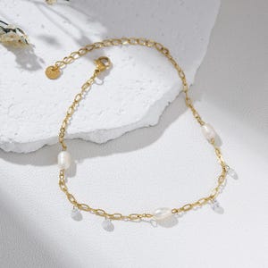 Gold Filled Pearl Anklet with Crystal Charms, Dainty Freshwater Bead Foot Chain, Minimalist Adjustable Beach Jewelry Gift for Her, AL005