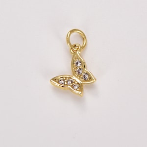 Delicato ciondolo a forma di farfalla, ciondolo a forma di farfalla con micro pavé di zirconi riempito in oro, piccolo ciondolo a forma di farfalla, da aggiungere a collana, bracciale o orecchino, CP1796