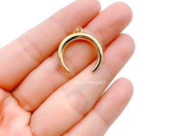 Gold Crescent Moon Horn Pendant, C Shape Wish Moon Charm, Half Moon, Eclipse, Tusk, Celestial Jewelry 18K Gold Charm, 26x22mm, CP1073