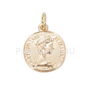 Queen Elizabeth Coin Charm, 14K Gold Coin Charm, Medallion Coin, Queen Charm, Coin Necklace Queen Elizabeth II, 28x19mm, CP808
