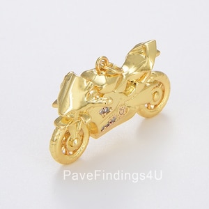 Delicato ciondolo moto riempito d'oro, ciondolo moto 3D, ciondolo moto sportiva, ciondolo motociclista, ciondolo moto dettagliato, 29x18mm, CP1692