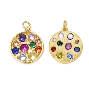 Ciondolo con ciondolo a medaglione rotondo in oro 18 carati arcobaleno CZ, ciondolo a disco, ciondolo a moneta medaglione per gioielli orecchini bracciale collana, CP694