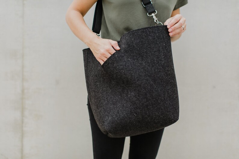 designer tote bag with zipper