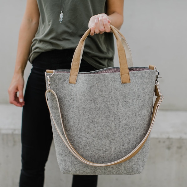 Women Tote Bag, Felt Tote Bag, Diaper Bag, Wool Tote Bag, Tote Handbag, Crossbody Bag, Christmas Gift, Gray Shopping Tote Bag, Xmas gift