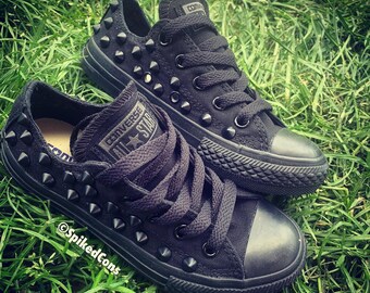 black stud converse
