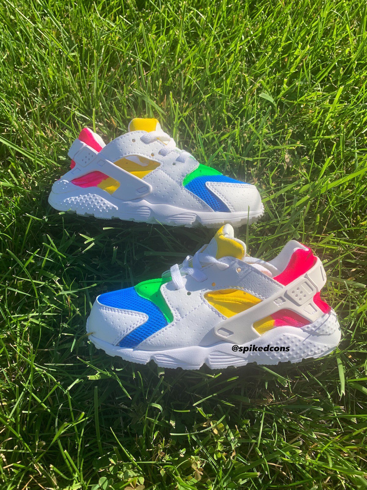 huaraches pink blue white