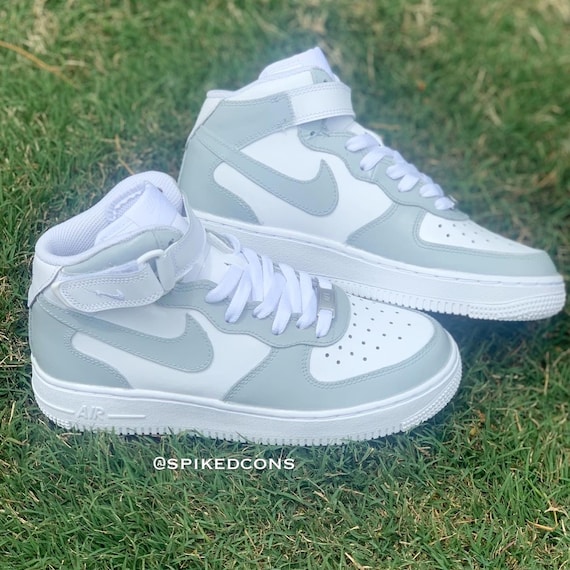 light gray af1