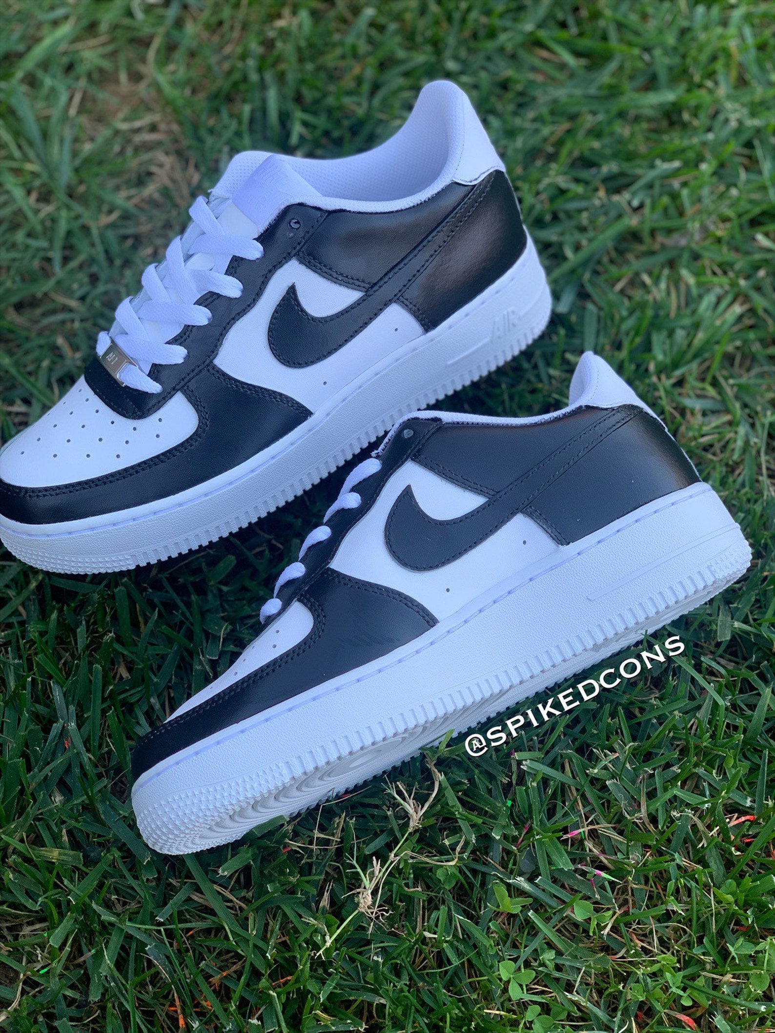 custom black and white af1
