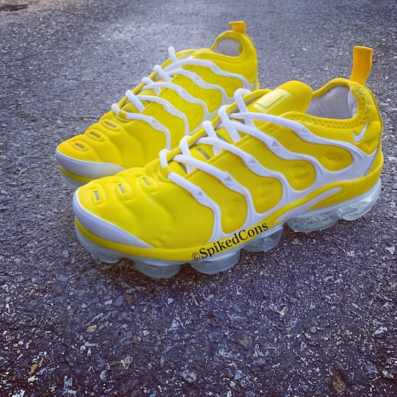 how to customize vapormax plus