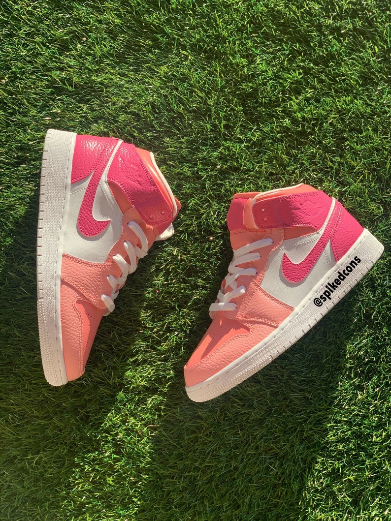 Custom “3 shades of Pink” J 1 (Other colors Available) Check Sizing Before Ordering 