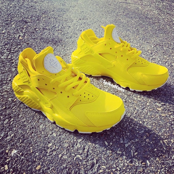 yellow huraches