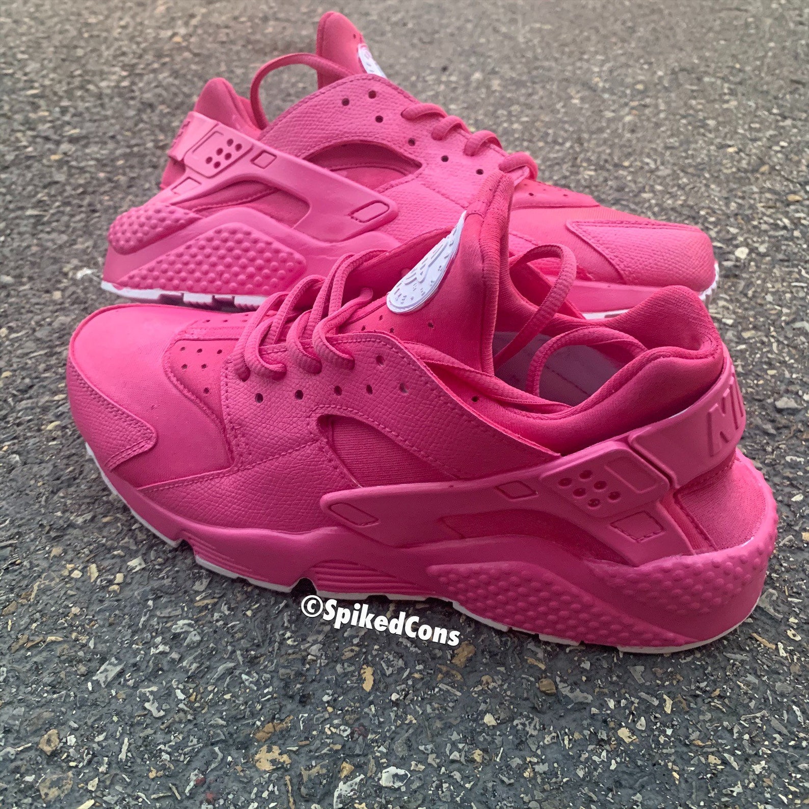 huaraches black pink and blue