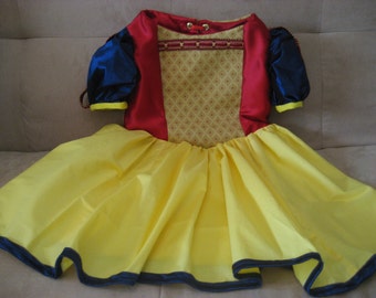 Snow White Girls Princess Medieval Renaissance Dress