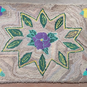 Vintage Hooked Floor Rug, Primitive Antique Country Cottage Farmhouse Folk Art Accent Mat
