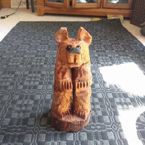 Standing Bear Wood Carving 16 inch Vintage Rustic Pine Handmade Chainsaw Carved Wooden Log Sculpture Lake Cabin Ski Lodge Decor Porch Accent image 2