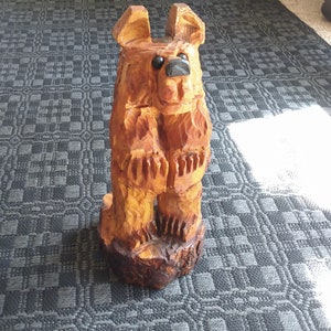 Standing Bear Wood Carving 16 inch Vintage Rustic Pine Handmade Chainsaw Carved Wooden Log Sculpture Lake Cabin Ski Lodge Decor Porch Accent image 9