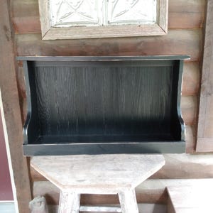 Black Painted Wood Farmhouse Shelf Vintage Colonial Primitive Rustic Bowl Rack Plate Rail Wooden Wall Display Cubby