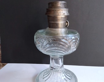 Antique Aladdin Clear Glass Oil Lamp, Vintage 1939 Uranium Washington Drape