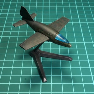 1/144 3D Printed WWII von Braun Interceptor First Version with Flight Stand. Unpainted and unassembled or painted
