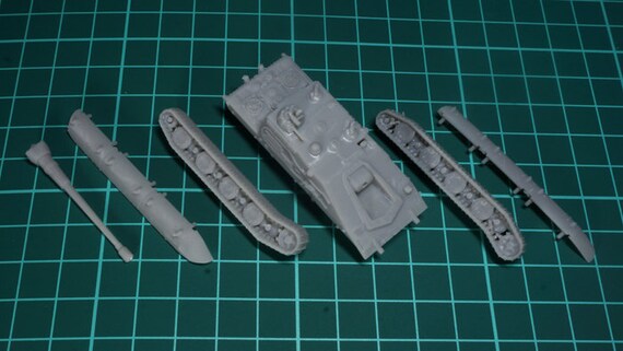 ジャンベ　特大 Amazon.com: China Z-19 z19 Black Whirlwind Helicopter 1/48