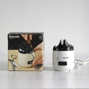PHILIPS HR 2503 Electric Scissors, Knives Sharpener - Design of