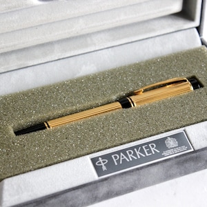 Penna stilografica Parker Duofold Centennial in oro degli anni '90